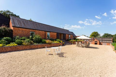 4 bed property, in Compton Bassett, £1,500,000