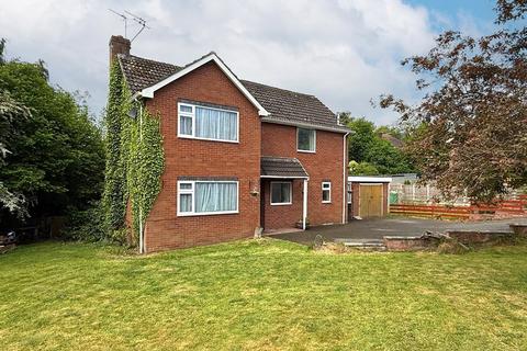 3 bed property, in Harmer Hill, £465,000