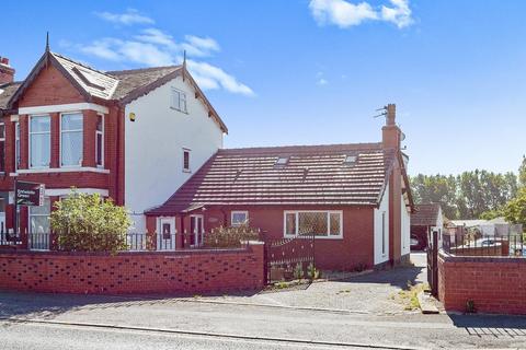 5 bed property, in School Road, £460,000