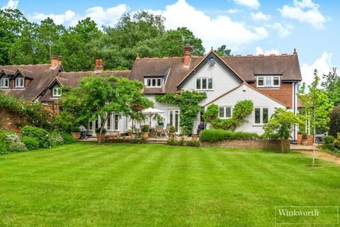 3 bed property, in College Ride, £1,350,000