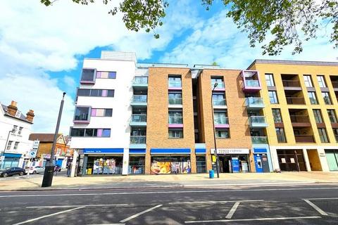 1 bed property, in George Lane, £300,000