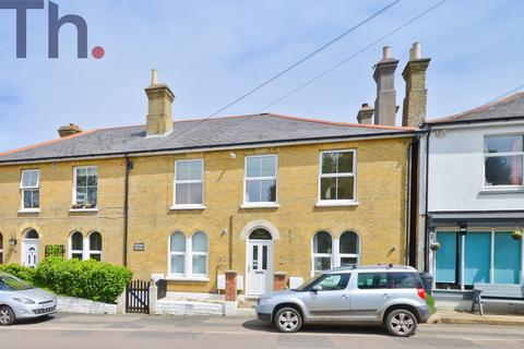 1 bed property, in Starks House, £132,000