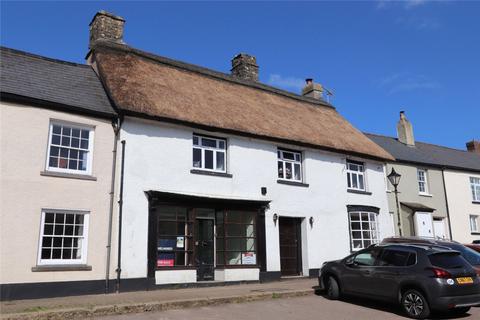4 bed property, in Winkleigh, £595,000