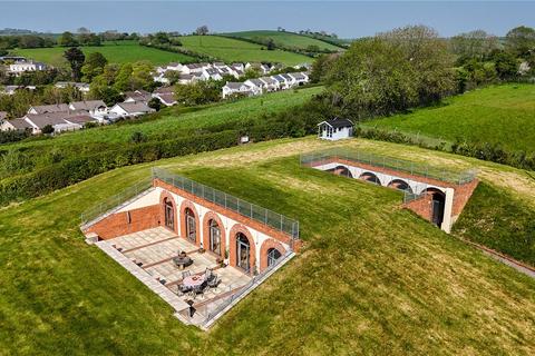 4 bed property, in Barnstaple, £400,000