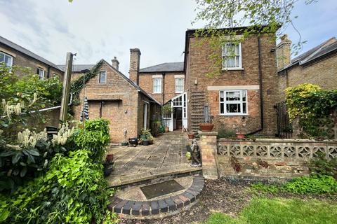4 bed property, in Church Lane, £525,000