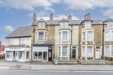 3 bed property, in Euston Road, £97,000