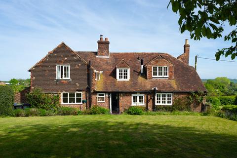 4 bed property, in Chartham Hatch, £900,000