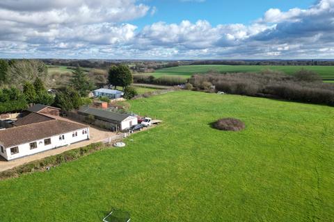 5 bed property, in Flaunden Lane, £1,350,000