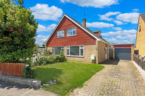 3 bed property, in Lammas Way, £335,000