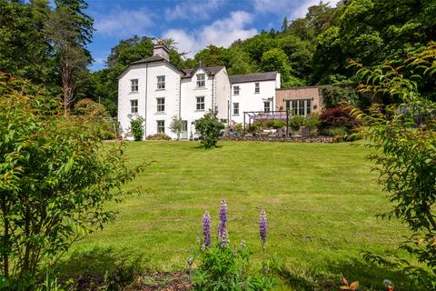 7 bed property, in Betws Garmon, £1,350,000
