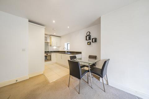 1 bed property, in Hartington Road, £375,000