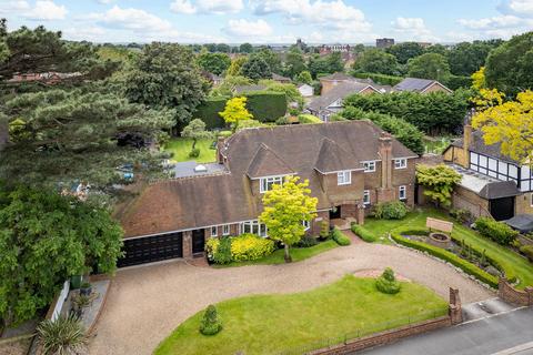 5 bed property, in Herbert Road, £2,350,000
