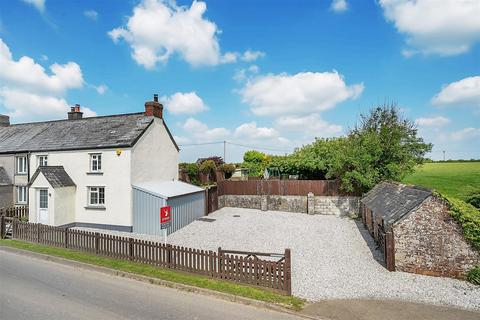 3 bed property, in Boyton, £299,950