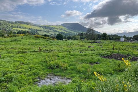 Land, in Pitkerrald Road, £135,000