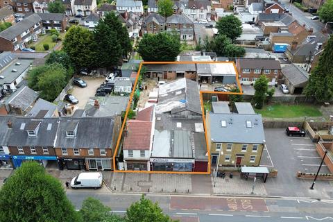 Studio, in 2-4 High Street, £1,650,000