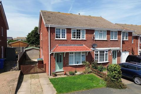 3 bed property, in 8 Heather Drive, £235,000