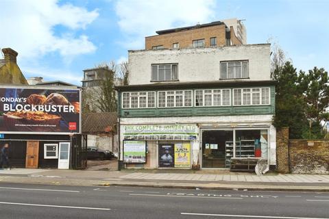 Land, in High Street, £2,500,000