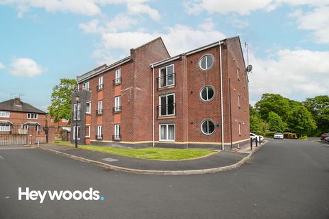 2 bed property, in Victoria House, £120,000