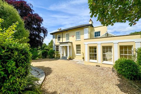 5 bed property, in Spencer Road, £1,500,000
