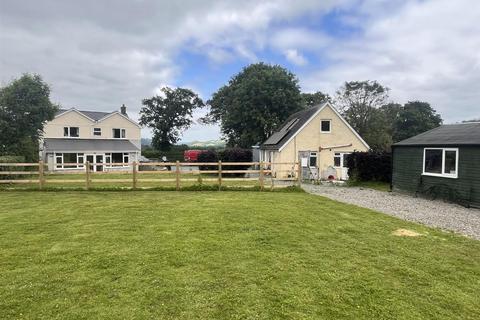 4 bed property, in Felinfach, £600,000