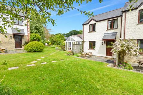 3 bed property, in Maen Valley, £175,000