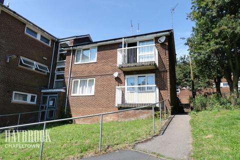 1 bed property, in Firshill Walk, £75,000