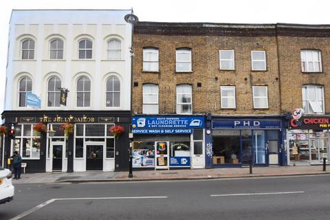 5 bed property, in High Street, £800,000