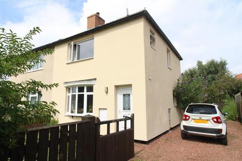 3 bed property, in Town Green, £250,000