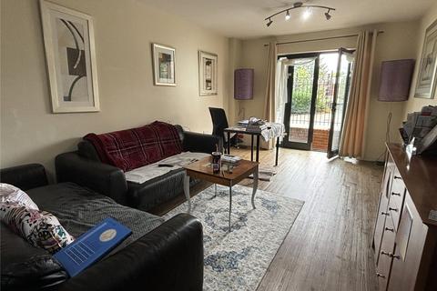 2 bed property, in Newhall Hill, £195,000