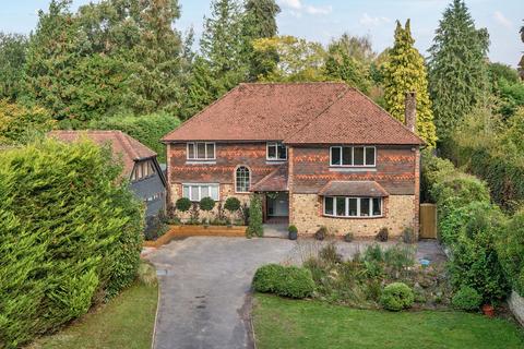 5 bed property, in Hollist Lane, £1,375,000
