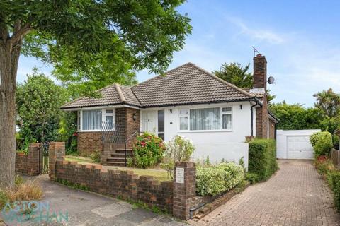 3 bed property, in Shirley Avenue, £750,000