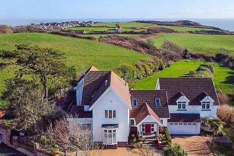 5 bed property, in The Blossoms, £2,500,000