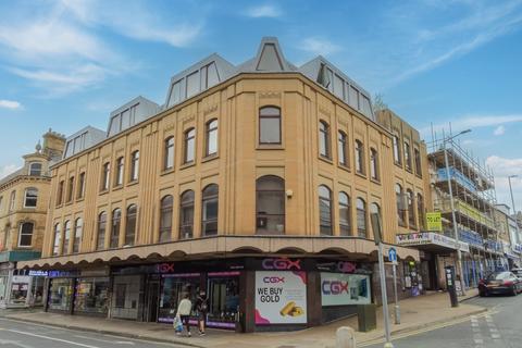1 bed property, in Apartment 8, £20,000