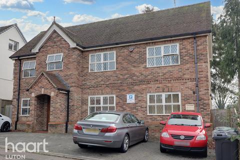 6 bed property, in Wardown Crescent, £700,000