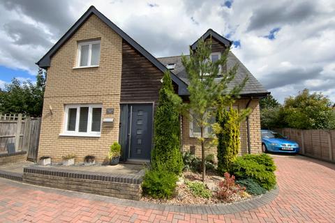 4 bed property, in Belswains Lane, £725,000