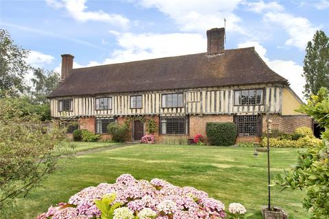 6 bed property, in Hunton Road, £1,450,000