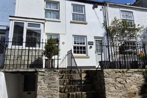 3 bed property, in Fore Street, £350,000