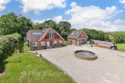 5 bed property, in Panel Lane, £1,795,000
