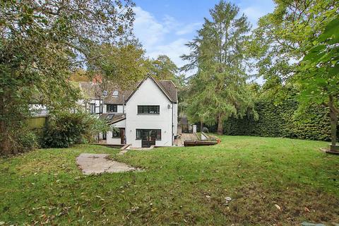 4 bed property, in Bafford Lane, £750,000