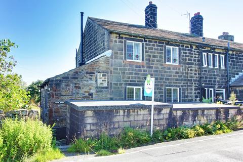 2 bed property, in Four Winds, £165,000