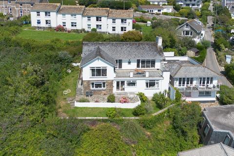 4 bed property, in Hillhead, £1,300,000