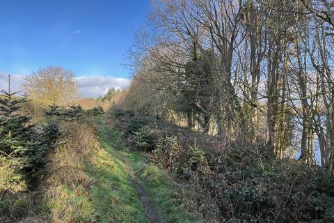 Studio, in Colemere, £70,000