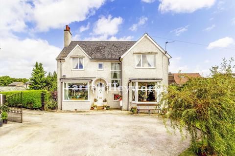 4 bed property, in Chapel Lane, £449,950