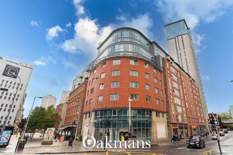1 bed property, in Navigation Street, £150,000