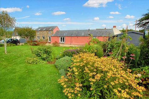 4 bed property, in Little Neath Barn, £449,950