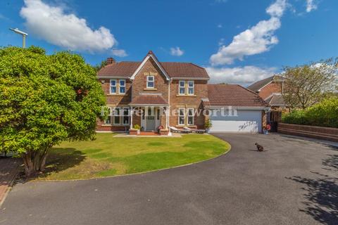 4 bed property, in Holland House Road, £499,950