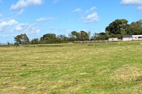 Land, in Crossway Stables set within approx 4.25 acres Greenway Road, £250,000