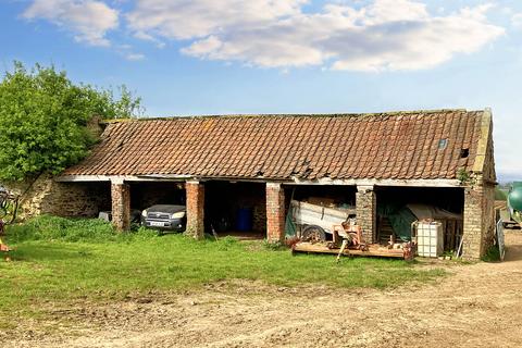 Studio, in Gilling East YO62, £80,000