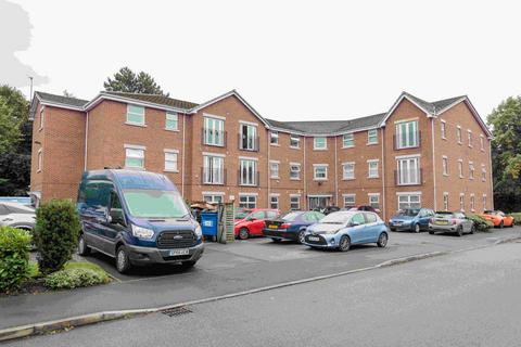 1 bed property, in Planewood Gardens, £76,000