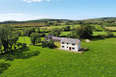 Land, in Llithfaen, £595,000